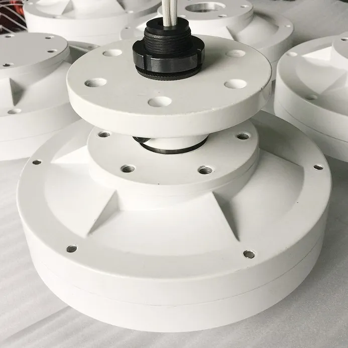 Génératrice pour éolienne verticale 12v 600w C.E.B Le Comptoir Eolien